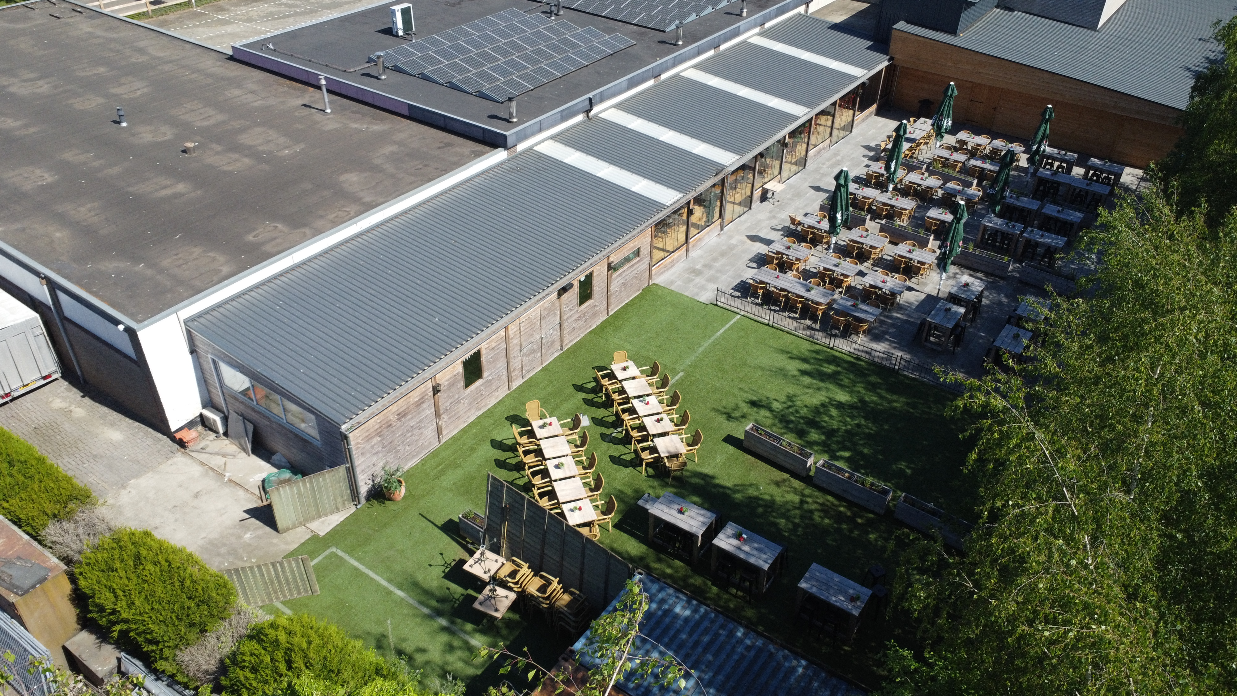 Restauratie en verduurzaming hellend dak en dakkapellen Weerselo fase 1 foto